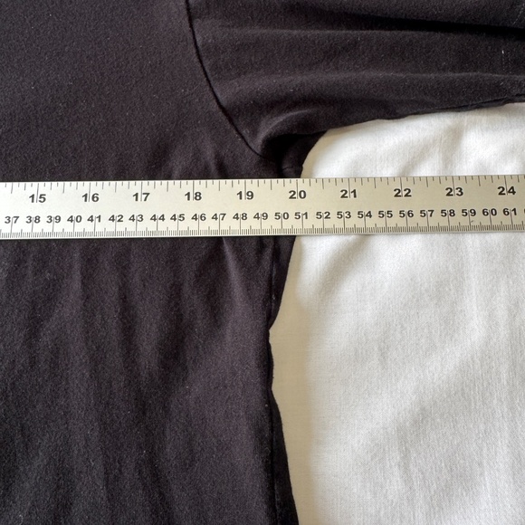 Uniqlo UT Demon Slayer Kimetsu No Yaiba Men's Tomioka‎ Giyu T-shirt Black Large - Picture 9 of 12